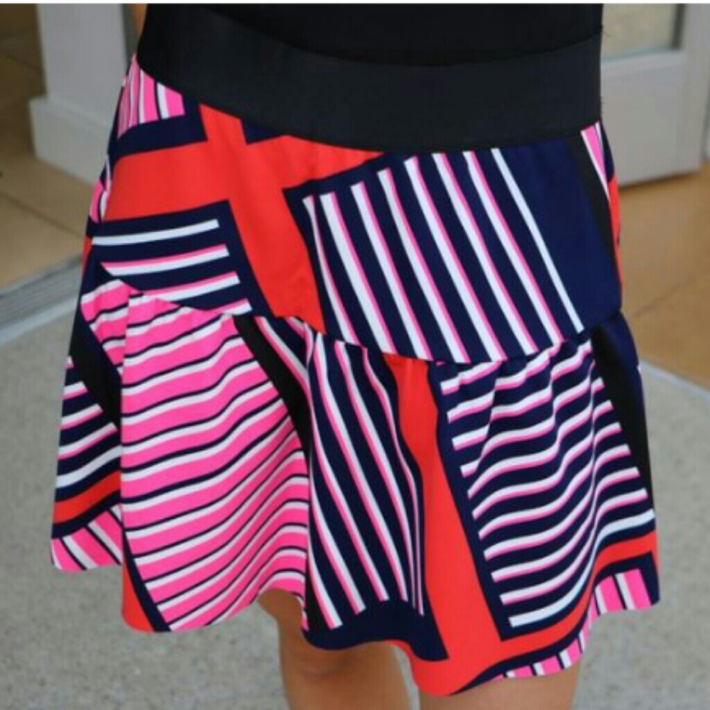 Express Swing Skirt - Picture 2 of 6